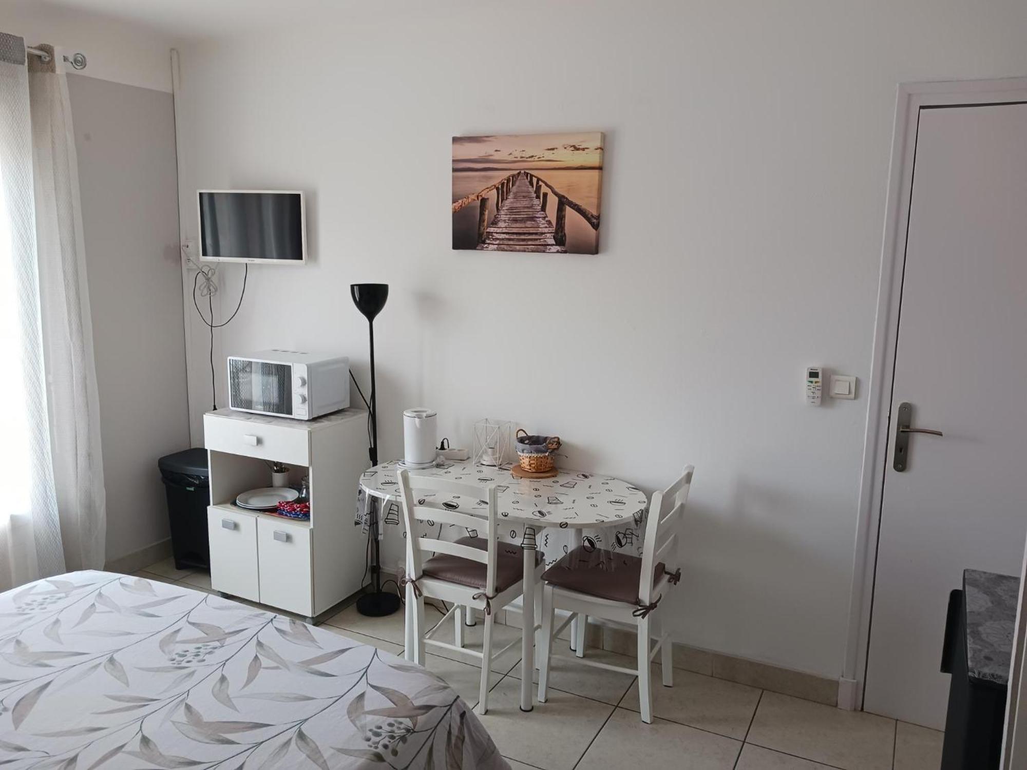 Апартаменти Chambre Privee Climatisee Chez Particulier, Wifi Перпіньян Екстер'єр фото